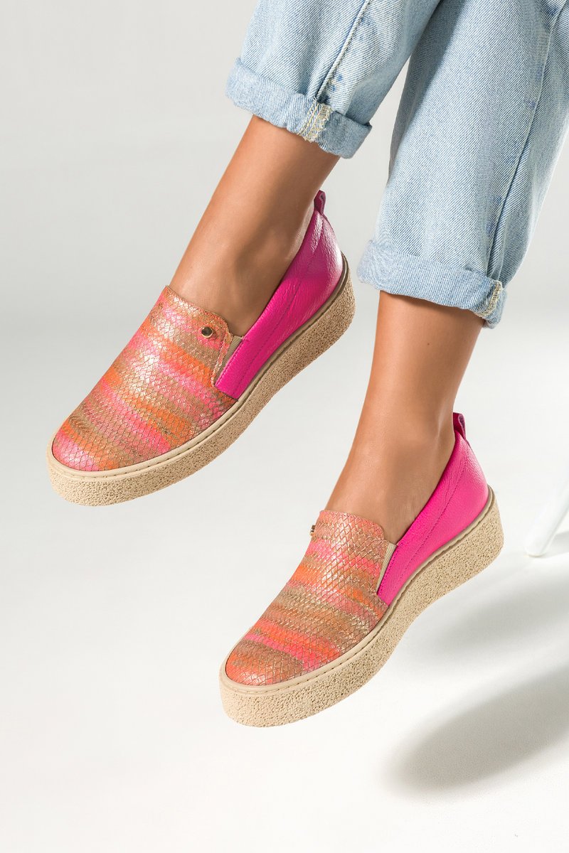 Fuksjowe półbuty skórzane damskie slip on na platformie PRODUKT POLSKI Casu 2814-837-197-40