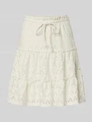 Spódnice - Spódnica mini z haftem angielskim model ‘AMALINA’ - miniaturka - grafika 1