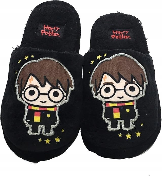 HARRY POTTER CZARNE KAPCIE DOMOWE Z HAFTEM POSTACI 32 JŁA