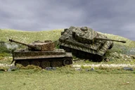 Modele do sklejania - Italeri Pz. Kpfw. VI Tiger Ausf. E - miniaturka - grafika 1
