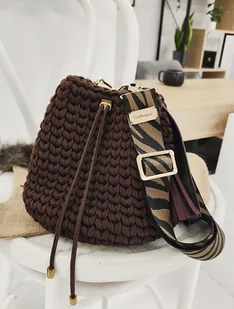 Torebka Peonia typu worek - czekoladowa z rączką - Torebki damskie - miniaturka - grafika 1