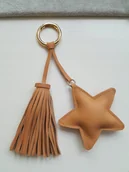 Breloki - Złoty Brelok Chwost Do Kluczy Gwiazda Beżowa Nude - miniaturka - grafika 1