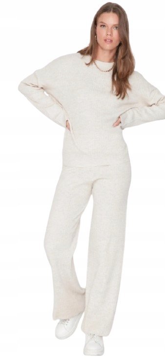 TRENDYOL KOMPLET ECRU SWETER I SPODNIE Z DZIANINY 36 5AA