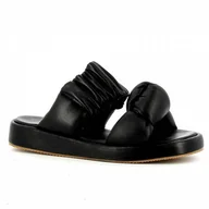 Klapki i japonki damskie - Czarne klapki na platformie CARINII - Carinii - miniaturka - grafika 1