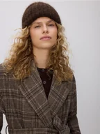 Czapki damskie - Reserved - Czapka beanie - ciemnobrązowy - miniaturka - grafika 1