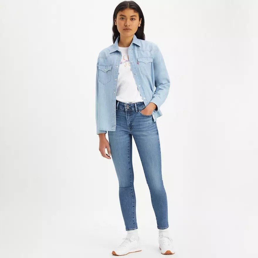 LEVIS JEANSY RURKI WYSOKI STAN NIEBIESKIE Z PRZETARCIAMI 34/32 6EA