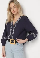 Koszule damskie - Granatowa Koszula z Wiskozą z Dekoltem w Serek i Kwiatowym Haftem Gonnavia - miniaturka - grafika 1