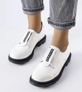 Białe lakierowane półbuty Legget-36 - Botki damskie - miniaturka - grafika 1