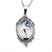 Wisiorki - Naszyjnik grafika baletnica, długi łańcuszek z wisiorem / JG. Projekt - miniaturka - grafika 1