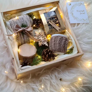 Zestaw prezentowy na święta - Choinka - Zestawy upominkowe Zestaw prezentowy na święta - Choinka - Zestawy upominkowe - miniaturka - grafika 1