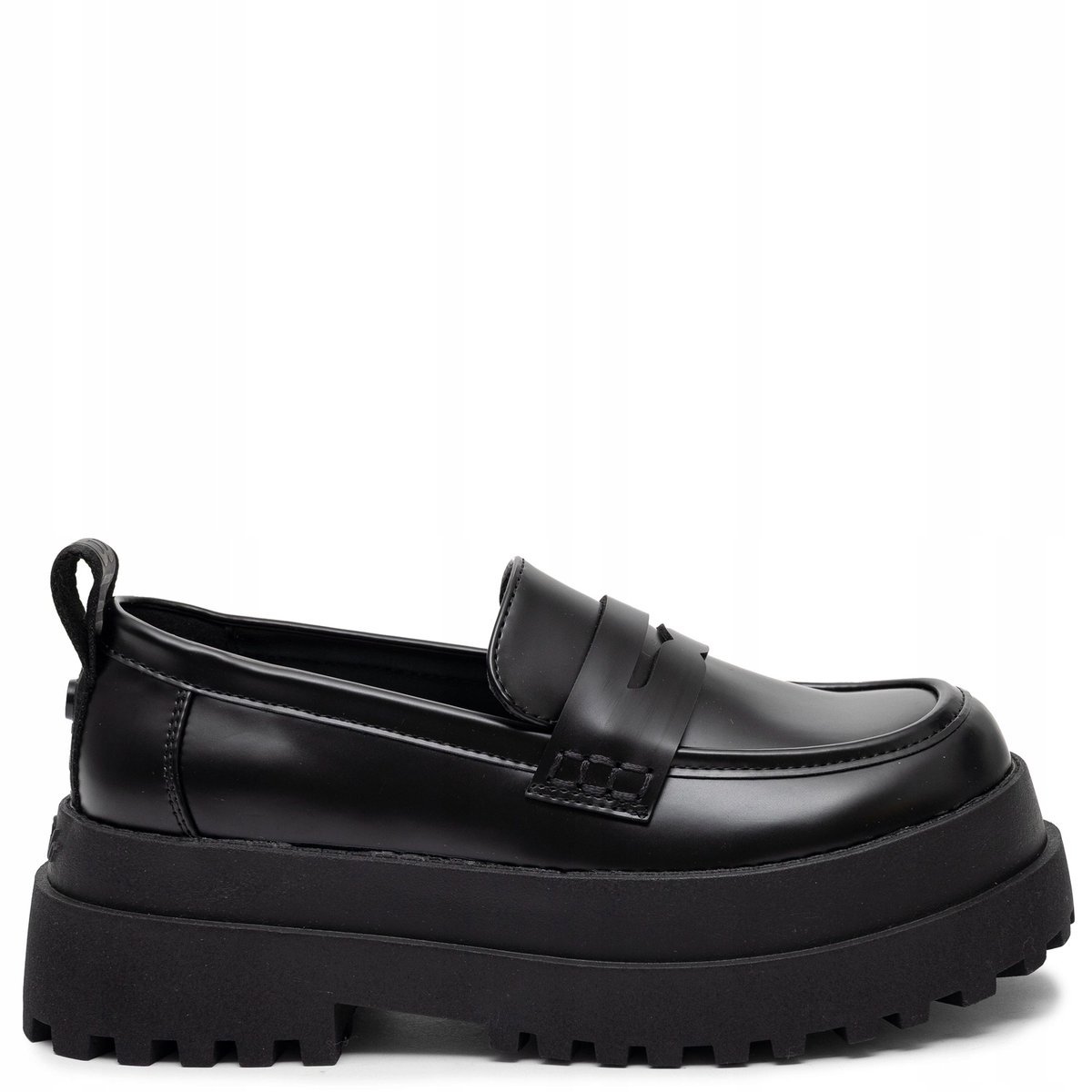 Buffalo Półbuty Damskie Na Platformie Czarne 1624086-BLK r.39