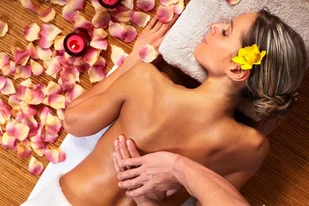 Masaż aromaterapeutyczny w Tao Tao Balijskie Spa w Radomiu - Czasopisma - miniaturka - grafika 1
