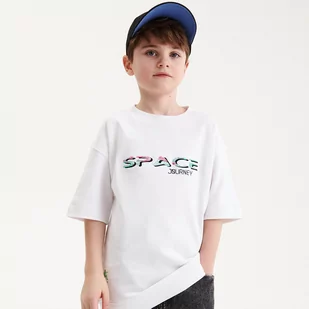 Reserved - T-shirt z haftem - Biały - Koszulki dla chłopców - miniaturka - grafika 1