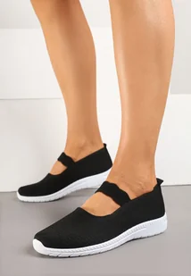 Czarne Wsuwane Tenisówki z Ozdobnym Paskiem i Perforacją Zelsedi - Trampki damskie - miniaturka - grafika 1