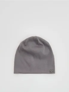 Reserved - Bawełniana czapka z naszywką - ciemnoszary - Czapki damskie - miniaturka - grafika 1