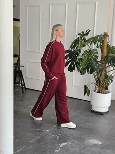 Kai komfortowy komplet z lamówką bordowy - Komplety damskie - miniaturka - grafika 1