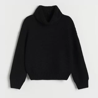 Swetry dla dziewczynek - Reserved - Sweter z luźnym golfem - Czarny - grafika 1