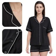 Piżamy damskie - PIŻAMA ELEGANCKA DWUCZĘŚCIOWA PRZEBRANIE KRÓTKA CZARNA Z BIAŁĄ BIZĄ S - miniaturka - grafika 1