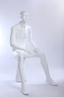 Manekiny wystawowe - QT10-6 Mężczyzna siedzący mężczyzna abstrakcyjny biały matowy lakierowany manekin manekin okienny - miniaturka - grafika 1