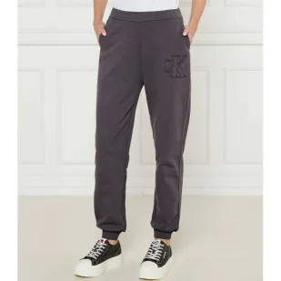Calvin Klein Jeans Spodnie dresowe Regular Fit - Dresy damskie - miniaturka - grafika 1