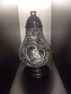 Lampiony i znicze - Znicz Lampion Premium Karafa Witraż Srebrne Serce Z Aniołkiem - miniaturka - grafika 1