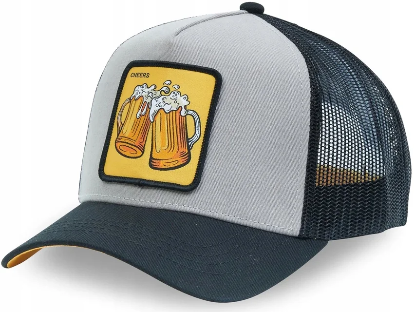 CZAPKA Z DASZKIEM CAPSLAB CHEERS KUFLE DRINKS TRUCKER CAP CZARNA