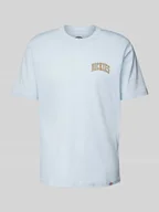 Koszulki męskie - T-shirt z nadrukiem z logo model ‘AITKIN’ - miniaturka - grafika 1