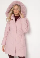 Kurtki damskie - Ciemnoróżowa Taliowana Kurtka z Pikowanymi Przeszyciami z Kapturem i Futerkiem Inalora - miniaturka - grafika 1