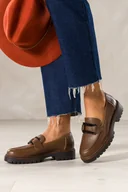 Mokasyny damskie - Brązowe mokasyny skórzane damskie Sergio Leone na bieżnikowanej podeszwie czarna ozdoba na cholewce NP74833-H - miniaturka - grafika 1