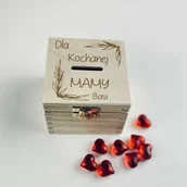 Gadżety dla niej i dla niego - Skarbonka Dla Kochanej Mamy Z Imieniem - miniaturka - grafika 1