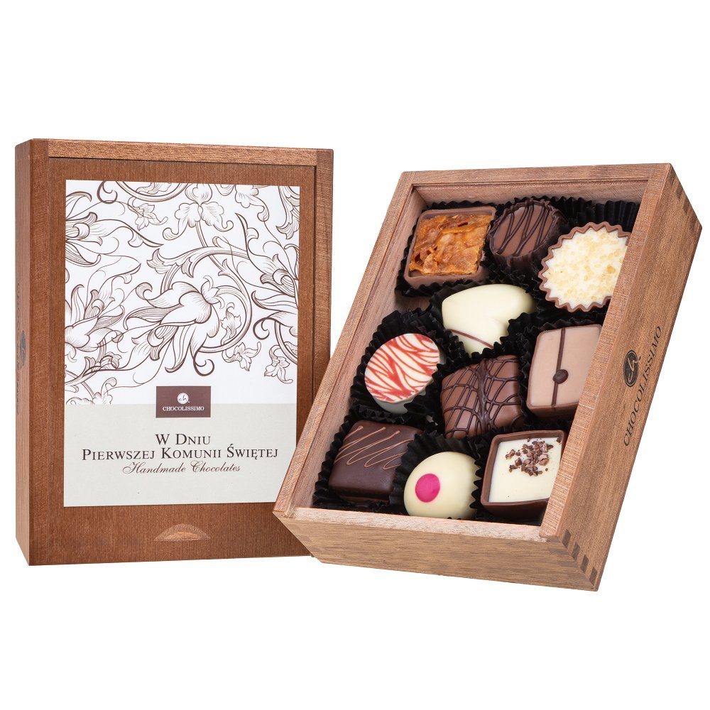 Szkatułka 10 pralin z belgijskiej czekolady Prezent na Komunię gabońskie drewno Okoume 125 g