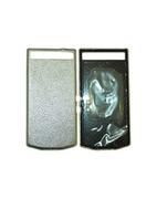 Etui i futerały do telefonów - Blackberry PD Leather Battery Door Cover P`9982 grain silver - miniaturka - grafika 1