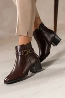 Botki damskie - Czekoladowe botki damskie na szerokim słupku pasek ze złotą ozdobą Carla Y-6-8633 - miniaturka - grafika 1