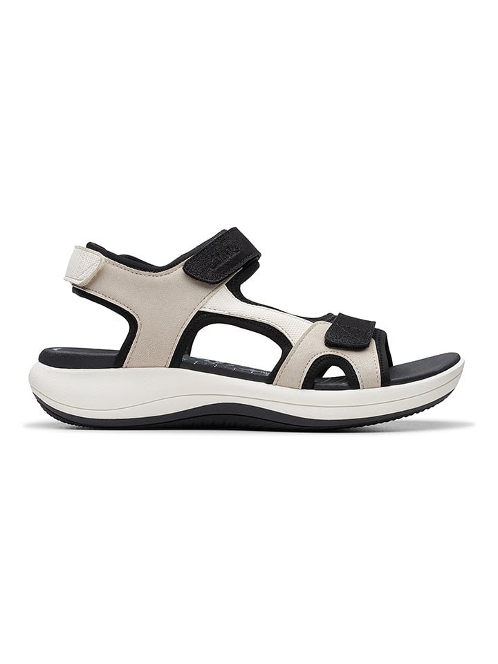 Clarks Sandały 
