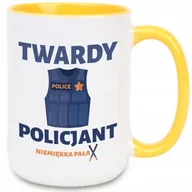 Kubki - Kubek Z Nadrukiem PREZENT DLA TWARDEGO POLICJANTA Biało Żółty - miniaturka - grafika 1