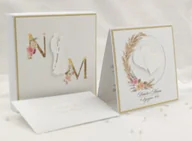 Kartki okolicznościowe i zaproszenia - Kartka na ślub w pudełku z inicjałami Młodej Pary, WB 3A - miniaturka - grafika 1