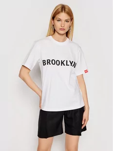 Brooklyn Victoria Victoria Beckham T-Shirt 2221JTS002511A Biały Regular Fit - Koszulki i topy damskie - miniaturka - grafika 1