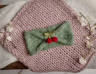 Czapki dla dzieci - Opaska z wisienką zielona - miniaturka - grafika 1