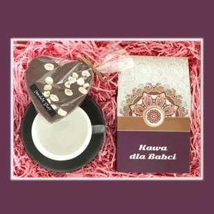 Zestaw prezentowy dla babci SERDECZNY Box dla Babci. Zestaw 10 herbat kaw mielonych o różnych smakach 10x10g, klasyczna szara porcelanowa filiżanka .. - Zestawy upominkowe - miniaturka - grafika 1