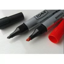 Toma Marker olejowy TO-440 2,5mm CZERWONY - Markery permanentne - miniaturka - grafika 1