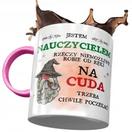 Kubki - Kubek Różowy Dla Nauczyciela Rzeczy Niemożliwe z Nadrukiem ze Zdjęciem + Opakowanie na prezent (wzór 02) - miniaturka - grafika 1