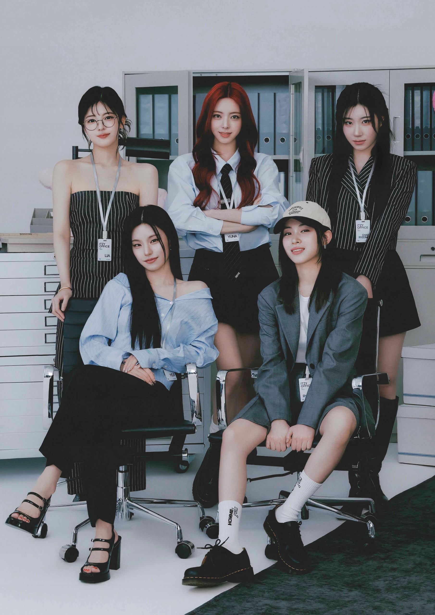 Plakat A2 Itzy K-Pop Kpop Korea Muzyka
