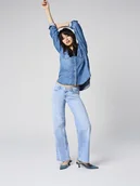 Spodenki damskie - ONLY Dżinsy - Comfort fit - w kolorze błękitnym - miniaturka - grafika 1