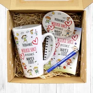 Kubki - Zestaw prezentowy w kartoniku w serduszka kubek Latte 450 ml z notesem i długopisem - Trzeba mieć wielkie serce, by kształcić małych ludzi - miniaturka - grafika 1