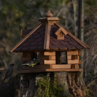 Klatki i wyposażenie dla ptaków - dobar Sześciokątny domek dla ptaków, naturalny kolor drewna i czerwony - grafika 1