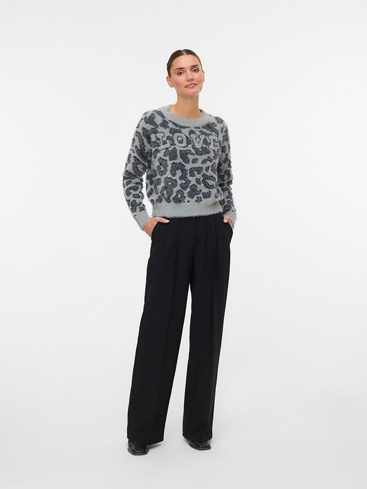 Vero Moda Sweter w kolorze szarym