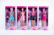 Lalki dla dziewczynek - Icom Poland MODNA LALKA ANLILY 29 CM. - 4 WZORY 7132013 - miniaturka - grafika 1