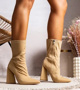 Beżowe botki na modnym obcasie Oleina-36 - Botki damskie - miniaturka - grafika 1