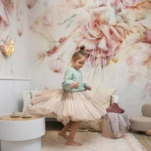 Tapeta dla dziewczynki w wielkie kwiaty z Kolibrem Swingtime Fuchsia Colibri różowa - Tapety - miniaturka - grafika 1