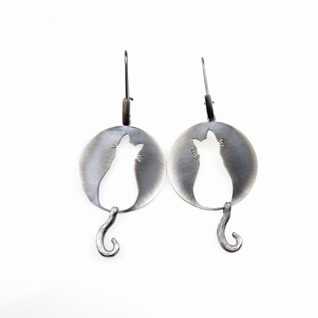 Kolczyki z kotkami z ogonkiem